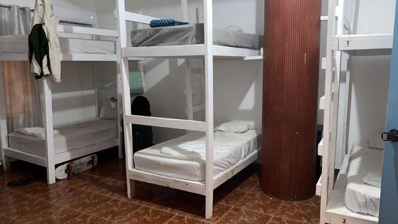 Beach Dorms San Juan Exterior foto